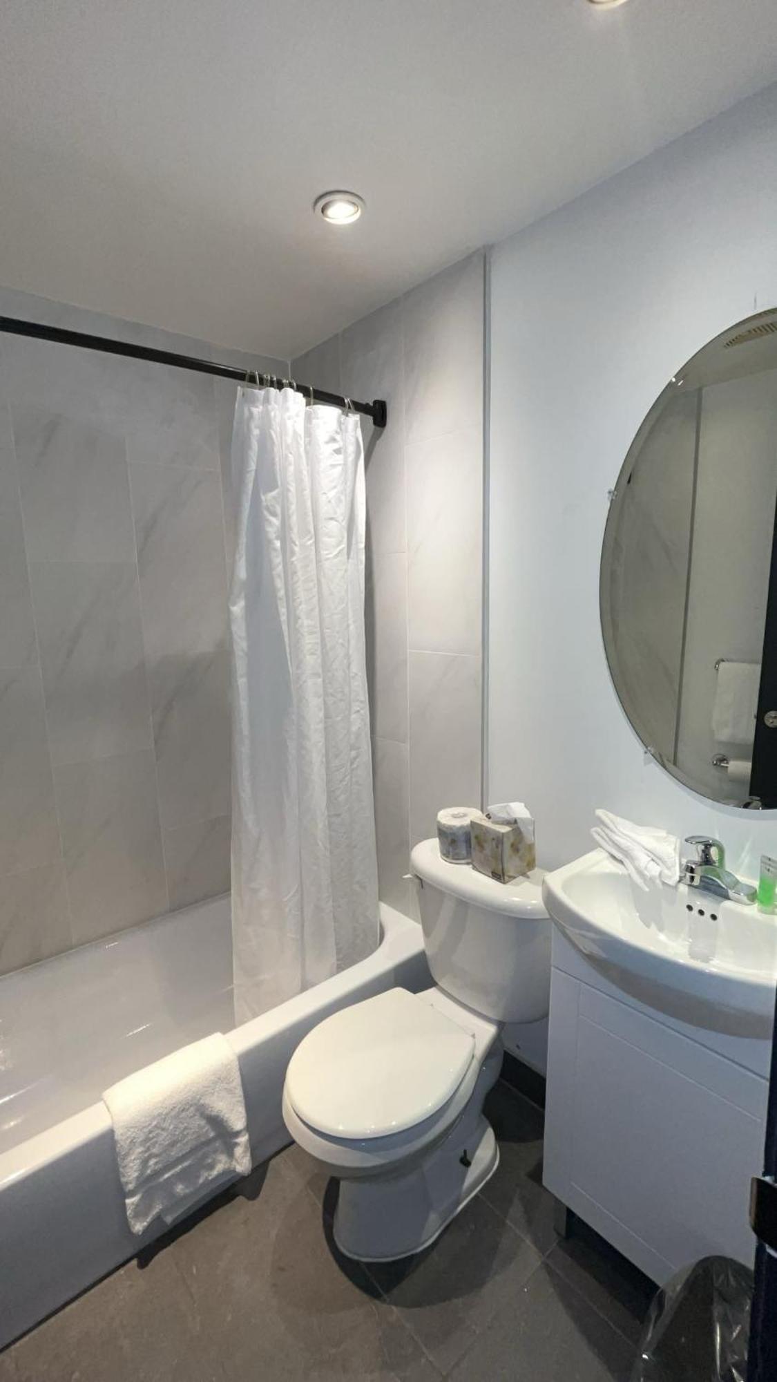 Hotel Newstar Μόντρεαλ Εξωτερικό φωτογραφία